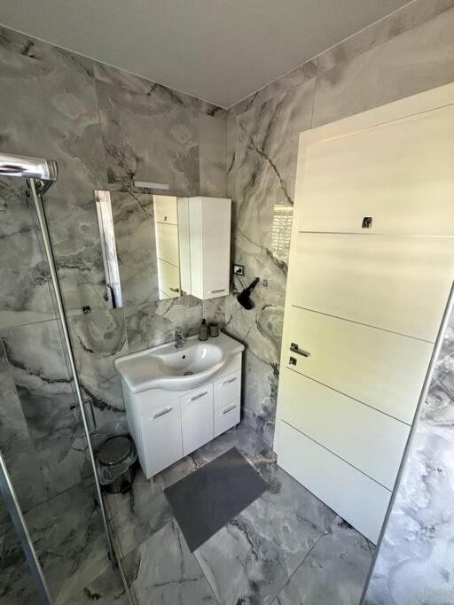 Villa Moste 3-Free Parking&Pool, Ev Station Ljubljana Dış mekan fotoğraf